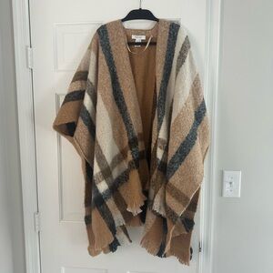 Nine West plaid shawl